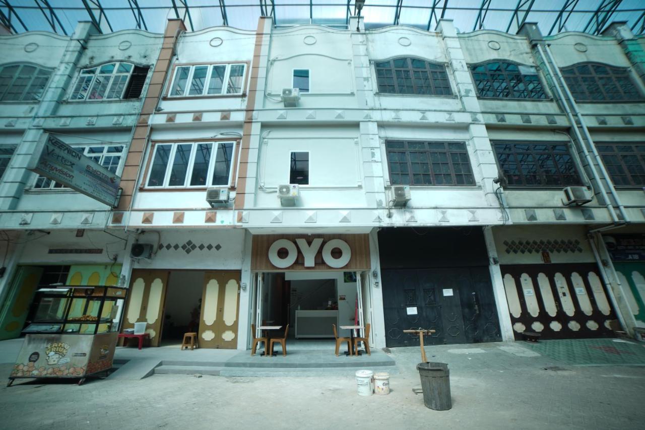 מדאן Oyo 90830 Multatuli Guest House מראה חיצוני תמונה