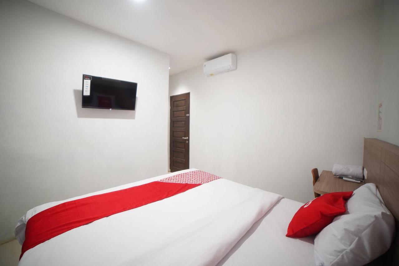 מדאן Oyo 90830 Multatuli Guest House מראה חיצוני תמונה
