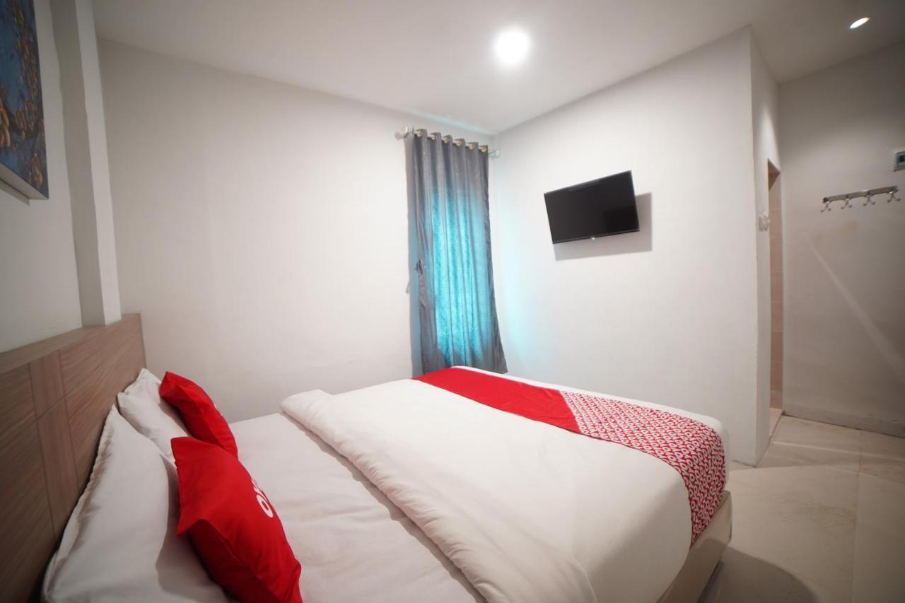 מדאן Oyo 90830 Multatuli Guest House מראה חיצוני תמונה